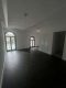 Industrie trifft Moderne, City-Loft im Obergeschoss mit historischer Loggia - Diele